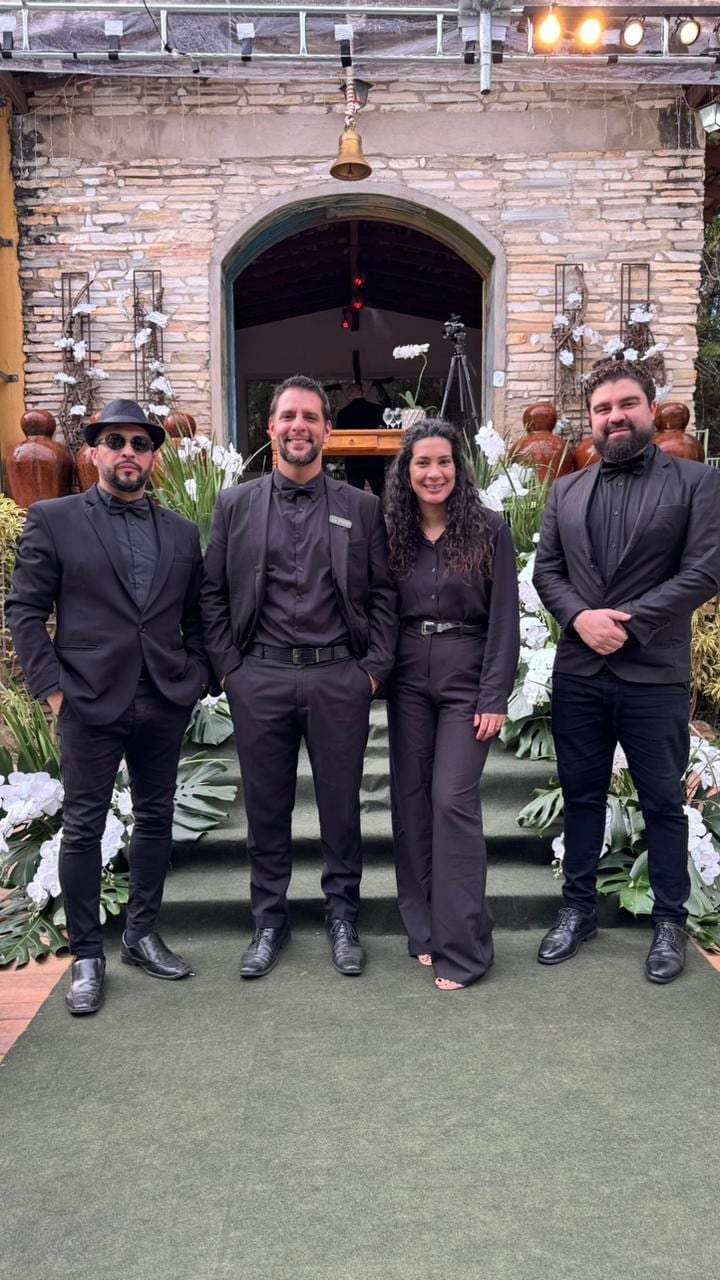 Heitor Virtuoso Soares em quarteto de cordas durante cerimônia